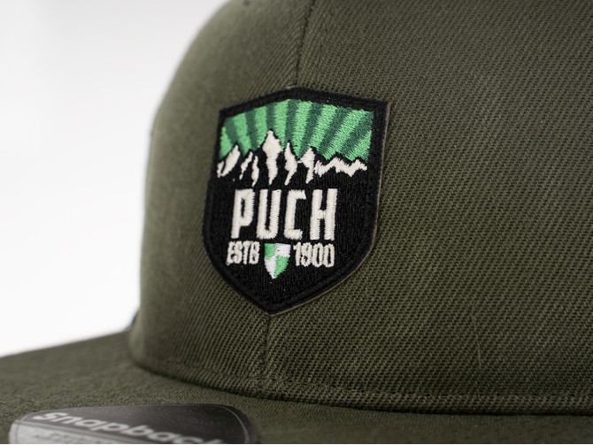 Pet Truckers Snapback met Puch Logo Patch olijfgroen / zwart product